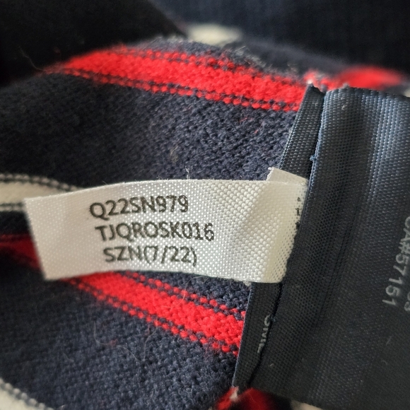 Tommy Hilfiger Striped Turtleneck Sweater - Size Medium - Picture 8 of 10